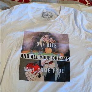 New with out tags Disney Snow white tee